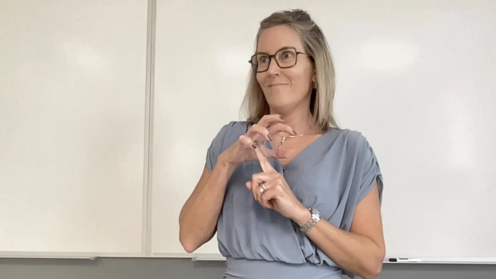 ASL 2104 group chat activity